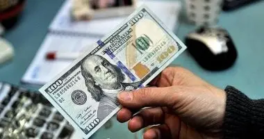 الدولار يحافظ على استقراره اليوم الجمعة 10 يوليو.. تعرف على الأسعار في البنوك
