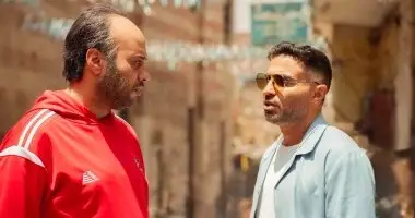 حاتم صلاح يشارك أحمد فهمى وأسماء جلال فى فيلم الفيل ع الدرفيل