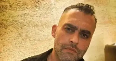 وصول جثمان أحمد جلال عبد القوى إلى مسجد الحصري لأداء صلاة الجنازة