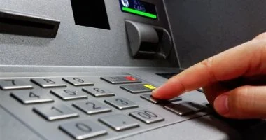 قبل صرف معاشات أغسطس 2026.. خطوات تحويل صرف المعاش من بنك لآخر