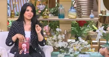 منى الشاذلى توجه تحية خاصة للناقد جمال عبد الناصر فى لقاء الفنان أحمد ماهر