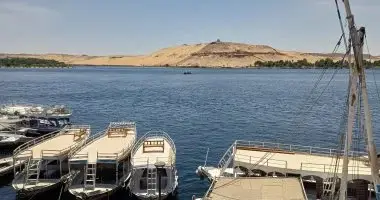 الطقس اليوم.. استمرار ذروة الارتفاع فى درجات الحرارة والمحسوسة بالقاهرة 42 درجة
