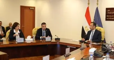 وزير الاتصالات يلتقى وزير الاتصالات يلتقى