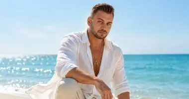 إسلام زكي يطرح ماشي بغني.. بداية جديدة لمشروعه الغنائي