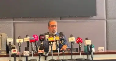 مدحت العدل: نتلافى أخطاء مسلسل حليم ونقدمه في المسرحية بشكل مختلف