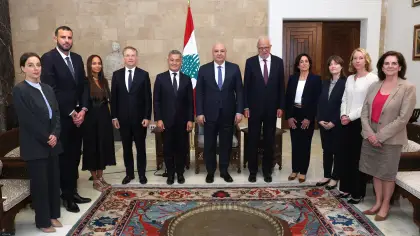 الرئيس اللبناني يرحب بالمبادرة الفرنسية لتشكيل قوة تملأ الفراغ بعد انسحاب اليونيفيل