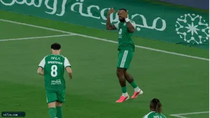 الكشف عن طاقم تحكيم مباراة الأهلي والحزم في الدوري السعودي