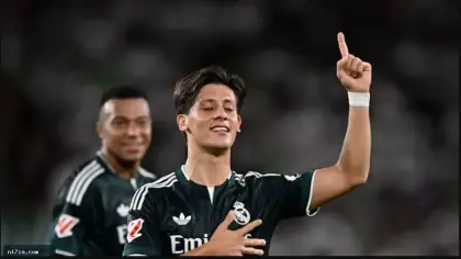 فيديو| شاهد أهداف وملخص الشوط الأول من مباراة إلتشي وريال مدريد بالدوري الإسباني