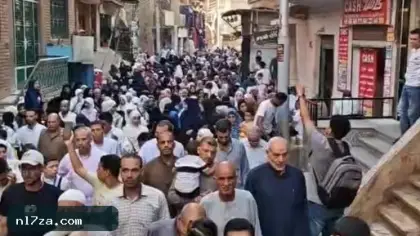 زفة شعبية فى سقارة.. أهالى القرية يودعون 25 حافظًا للقرآن قبل سفرهم للعمرة