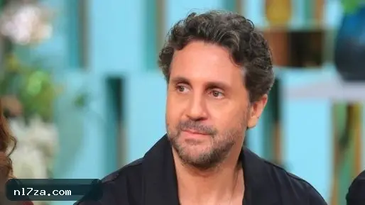 هشام ماجد عن "خيال مريض": كنت عايز أعمل مسرحية تعيش سنين على المسرح هشام ماجد عن "خيال مريض": كنت عايز أعمل مسرحية تعيش سنين على المسرح