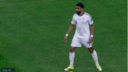 عبدالإله العمري يرفع راية التحدي قبل مواجهة عُمان في خليجي 27