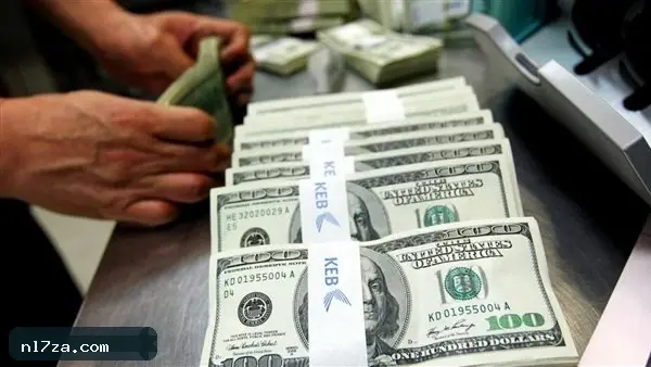 تفاوت سعر الدولار أمام الجنيه في البنوك المصرية الثلاثاء تفاوت سعر الدولار أمام الجنيه في البنوك المصرية الثلاثاء