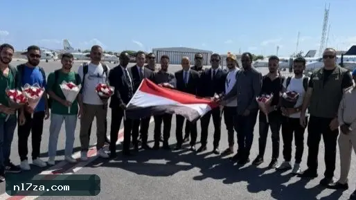 وصول البحارة المصريين إلى مقديشيو تمهيدا لعودتهم إلى القاهرة برفقة السفير