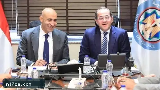 وزيرا المالية والتربية يتفقان على زيادة مرتبات المعلمين العام المقبل وزيرا المالية والتربية يتفقان على زيادة مرتبات المعلمين العام المقبل