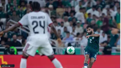 مشاجرة بين لاعبي السعودية والإمارات في نهائي خليجي 27 والأخضر يتقدم