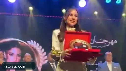 مهرجان جيلنا يكرم درة في دورته الثالثة بالقاهرة مهرجان جيلنا يكرم درة في دورته الثالثة بالقاهرة