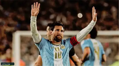 ميسي يعلن اعتزاله الدولي برسالة مؤثرة لجماهير الأرجنتين