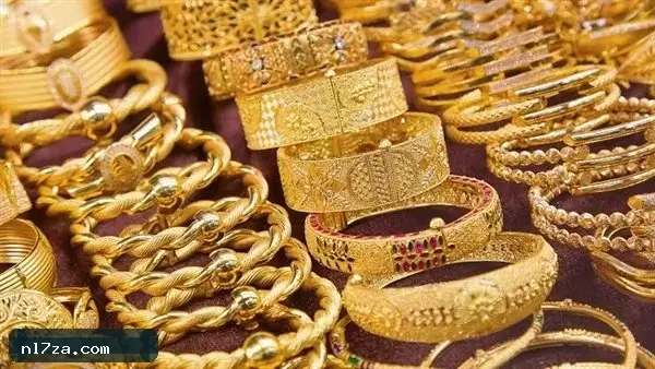 تراجع أسعار الذهب في الإمارات مع هبوط الأوقية وصعود الدولار تراجع أسعار الذهب في الإمارات مع هبوط الأوقية وصعود الدولار