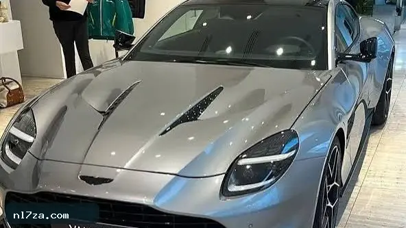 محرك V12