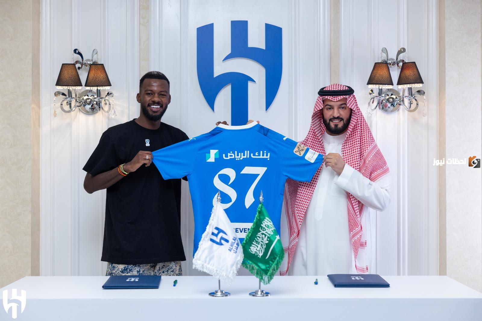 صدمة كبيرة.. الأسرار تُكشف بعد ضم تمبكتي للهلال رسميًا