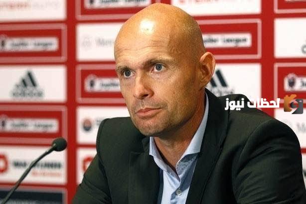 أول إقالة رسمية في دوري روشن السعودي .. رحيل مدرب الشباب