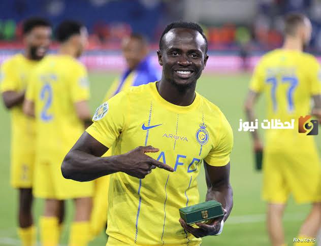 ماني ورونالدو حبايب .. النجم السنغالي يمدح الأسطورة كثيرا