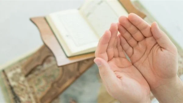 اجمل 9 ادعية يوم الجمعة المباركة مكتوبة