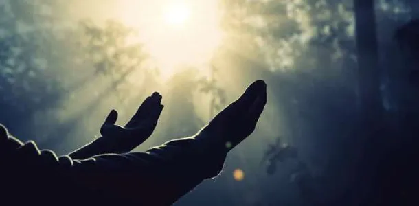 دعاء لدفع الحزن وتفريج الكرب وقضاء الدين مكتوب