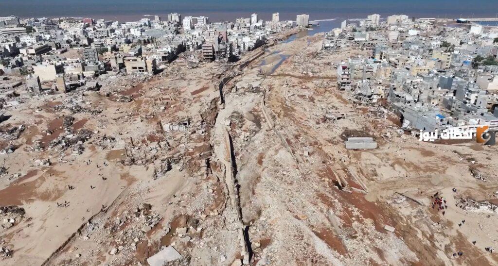 علماء وخبراء حول إعصار دانيال المدمر في ليبيا