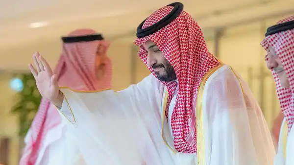 فيديو ولي العهد الأمير محمد بن سلمان مع ياسر الشهراني كامل