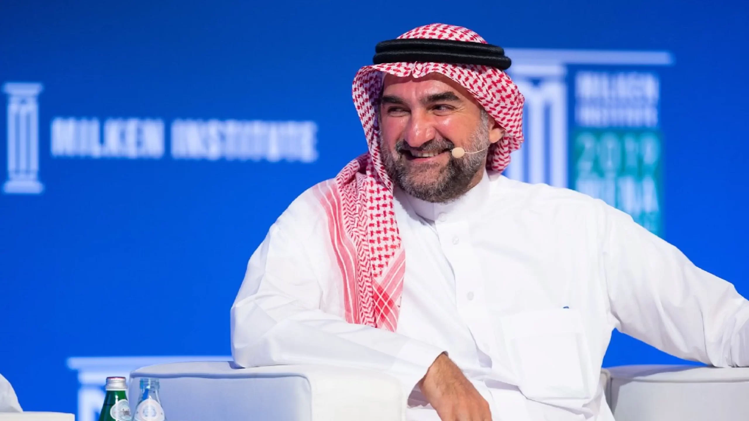 من هو رئيس مركز دعم اتخاذ القرار الديوان الملكي السعودي