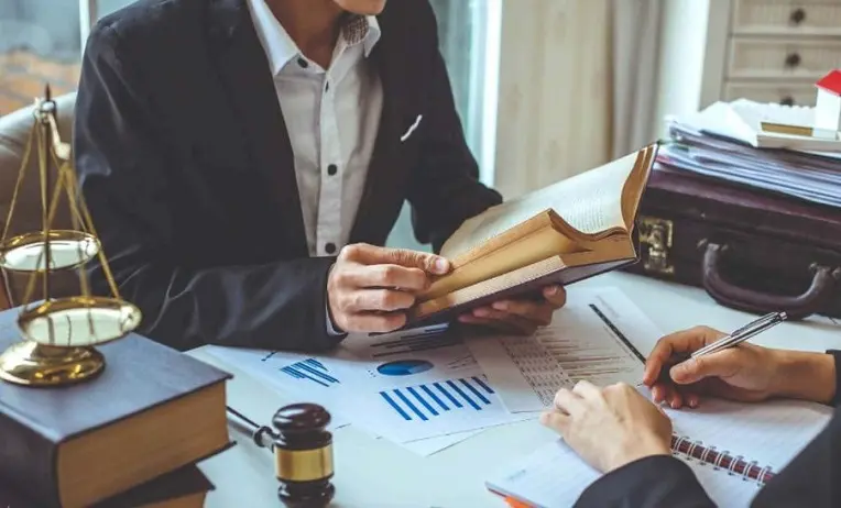 هل يوجد تصحيح أوضاع للمقيم الذي عليه بلاغ هروب