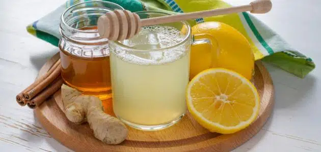 فوائد الليمون مع العسل على الريق وأضراره على المعدة
