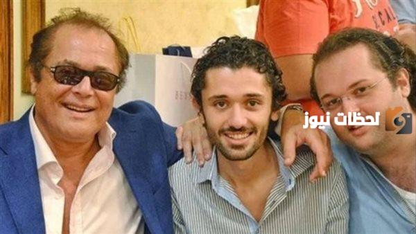 كم عدد أبناء محمود عبد العزيز؟