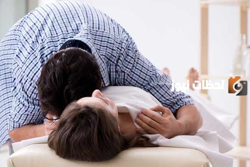 ما تفسير حلم معانقة الميت وتقبيله للمتزوجة؟