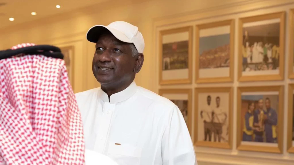 ماجد عبد الله ليس فوق النقد