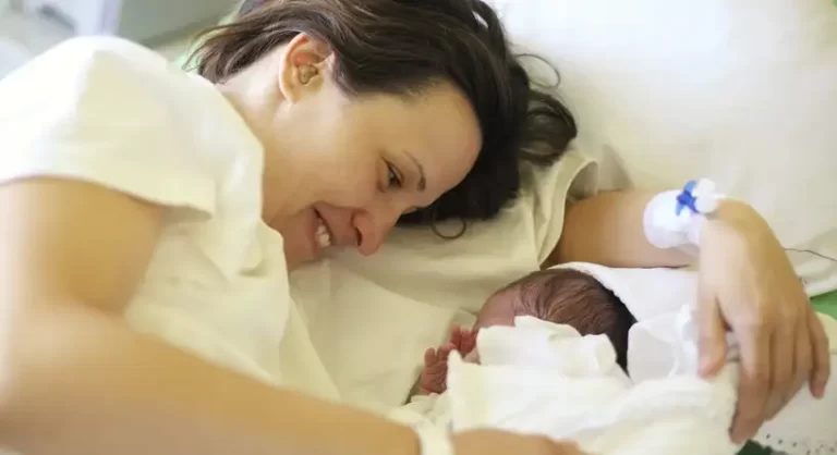 متى انام على جنبي بعد العملية القيصرية