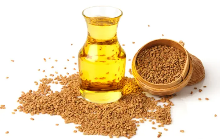 أضرار زيت الحلبة للوجه
