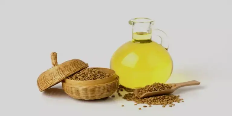 أضرار زيت الحلبة للوجه