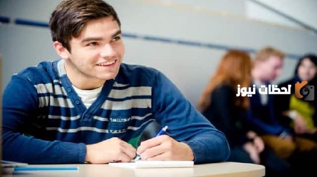موضوع تعبير عن الشباب بالعناصر