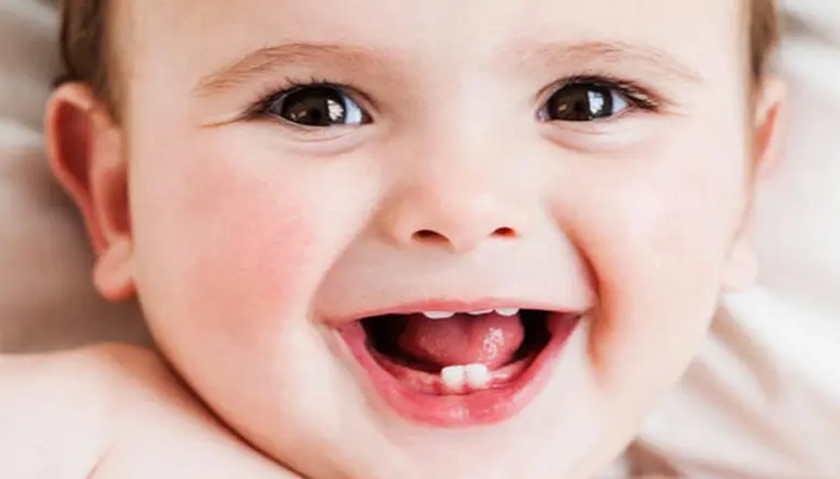 ظهور الأسنان عند الأطفال