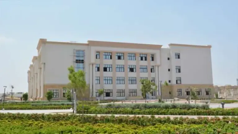 الكليات المتاحة في الجامعات الأهلية