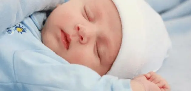 الوقت المناسب لختان الطفل الذكر