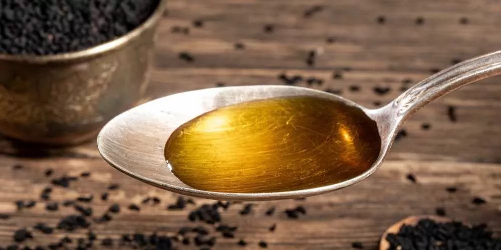 فوائد العسل مع الحبة السوداء للرجال
