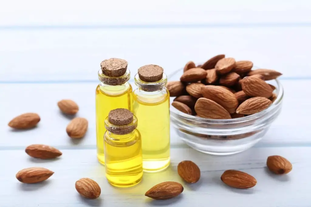 فوائد زيت اللوز المر للبشرة
