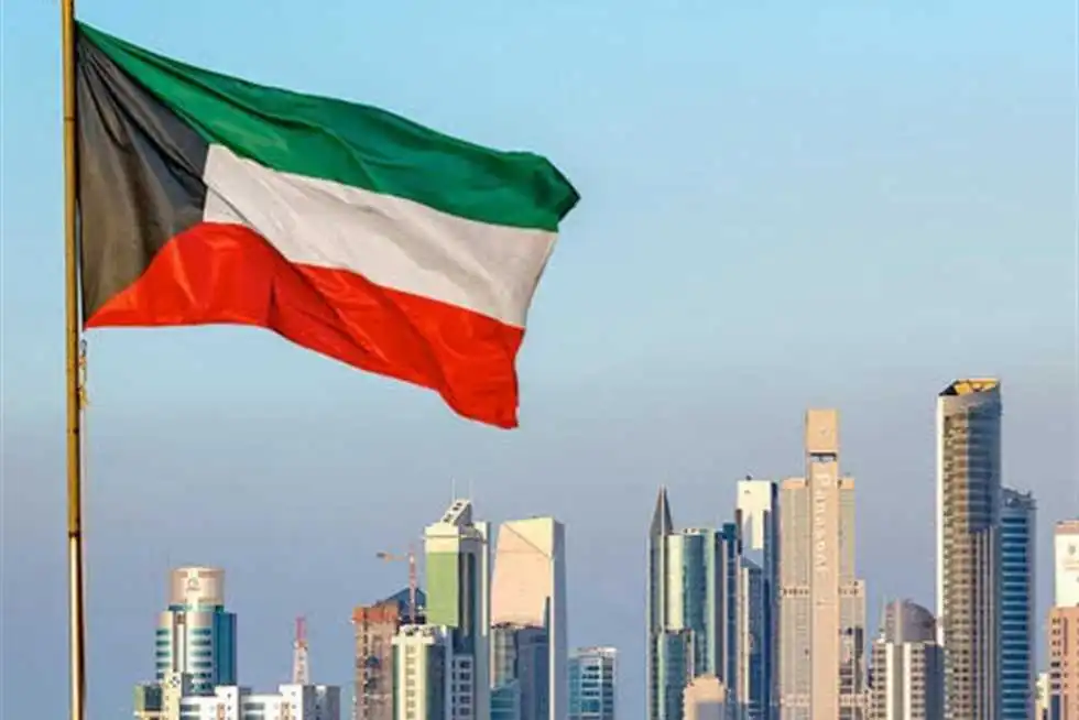 كم يبلغ عدد سكان الكويت
