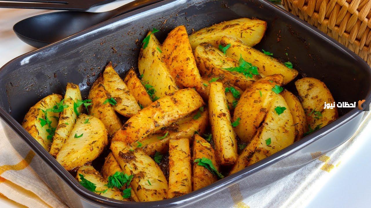 كيف اسوي بطاطس ودجز في البيت؟ طريقة عمل صوص الودجز على أصولها مع بهارات البطاطا الودجز الأصلية