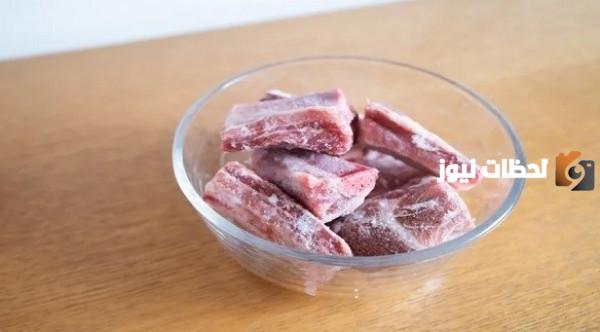 إذابة الثلج عن اللحم