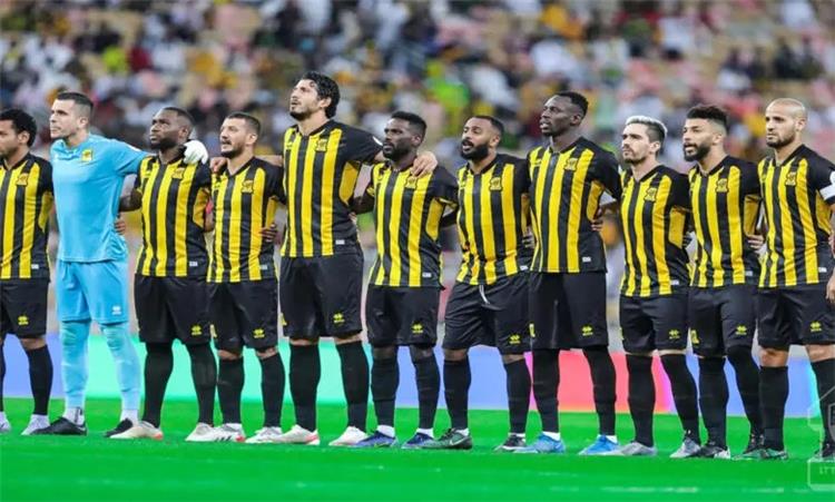رابحة للاتحاد وخاسرة للاعب!! أولى خسائر صفقة الاتحاد السعودي الجديد استبعاده من المنتخب!! 1 رابحة للاتحاد وخاسرة للاعب