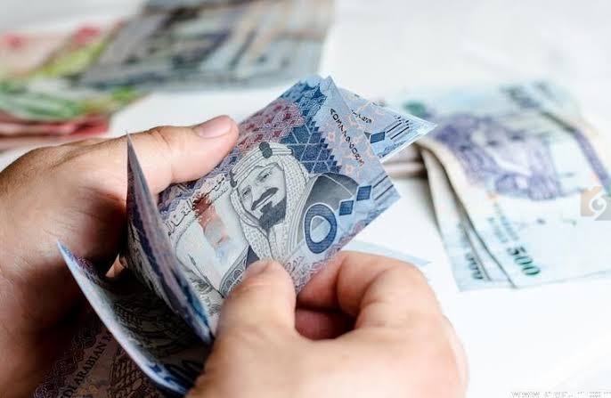 قرارات بتحويل رواتب العمالة المنزلية